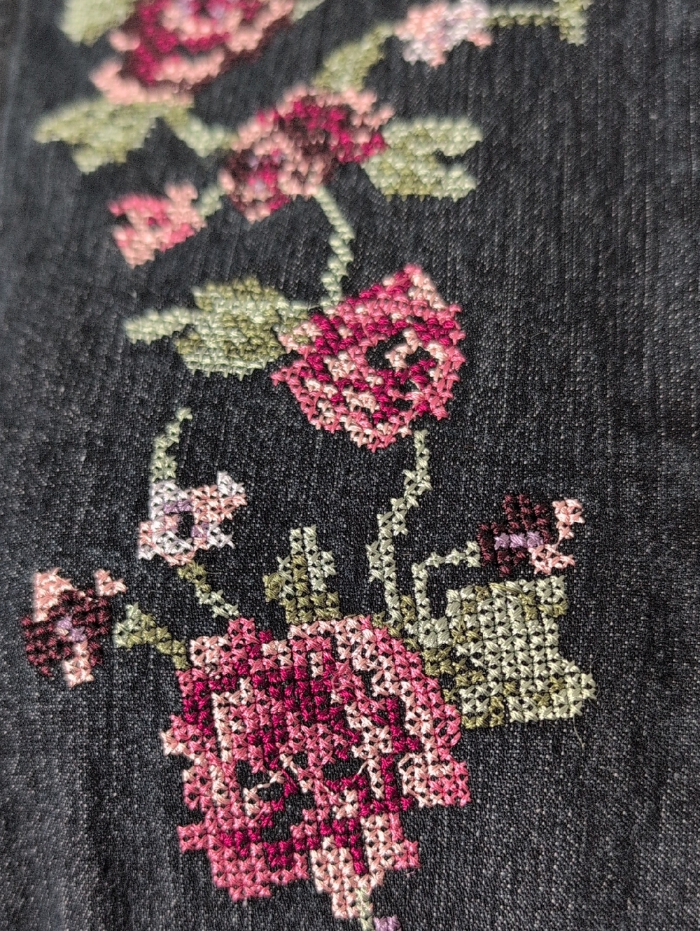 Cottagecore Embroidered Denim Jacket XL Dark Wash Floral Cross Stitch - Picture 7 of 13